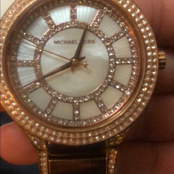 MK women’s watch - Picture 2 of 2